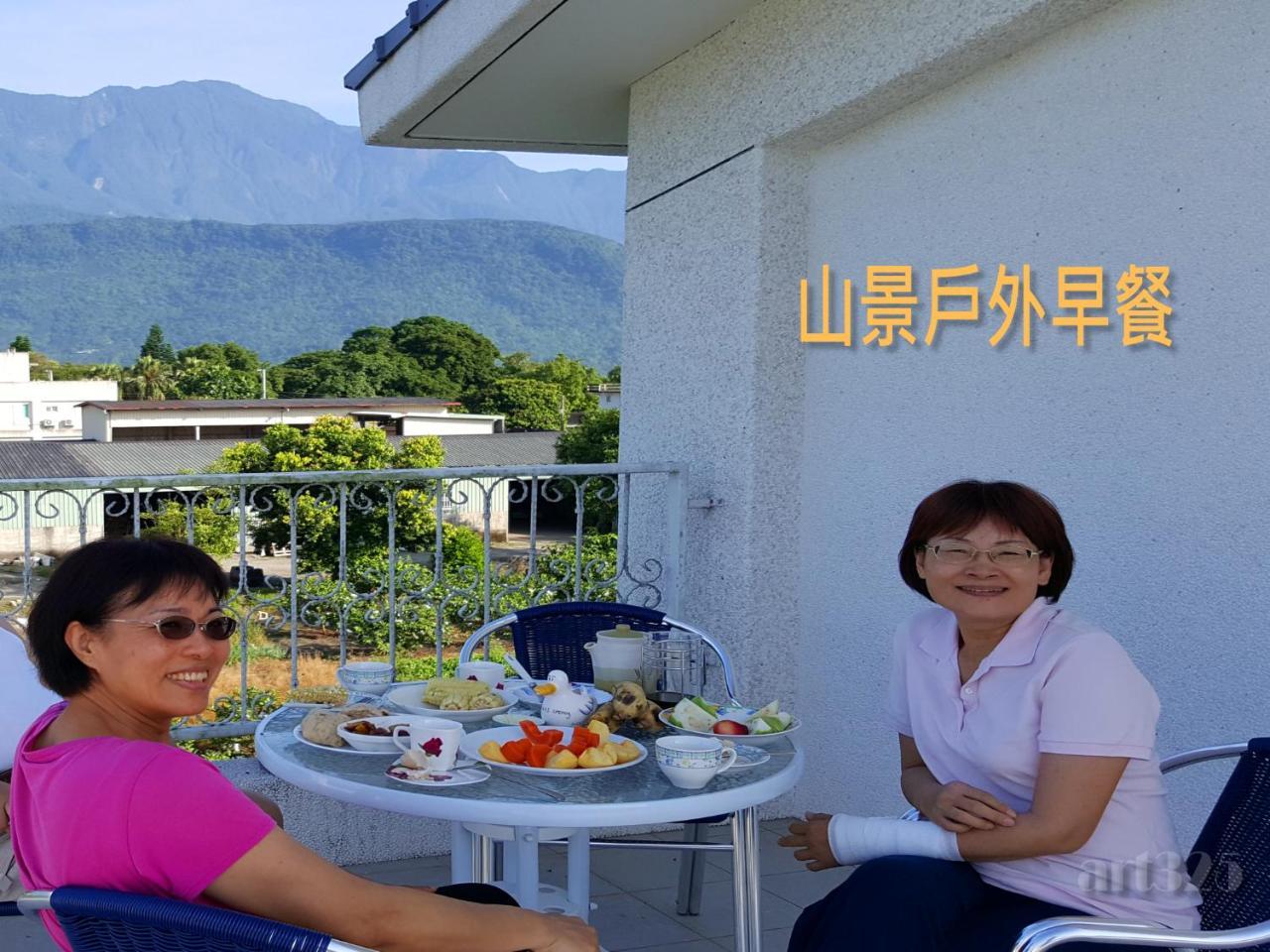 Yi Tian Homestay Fenglin Exterior foto